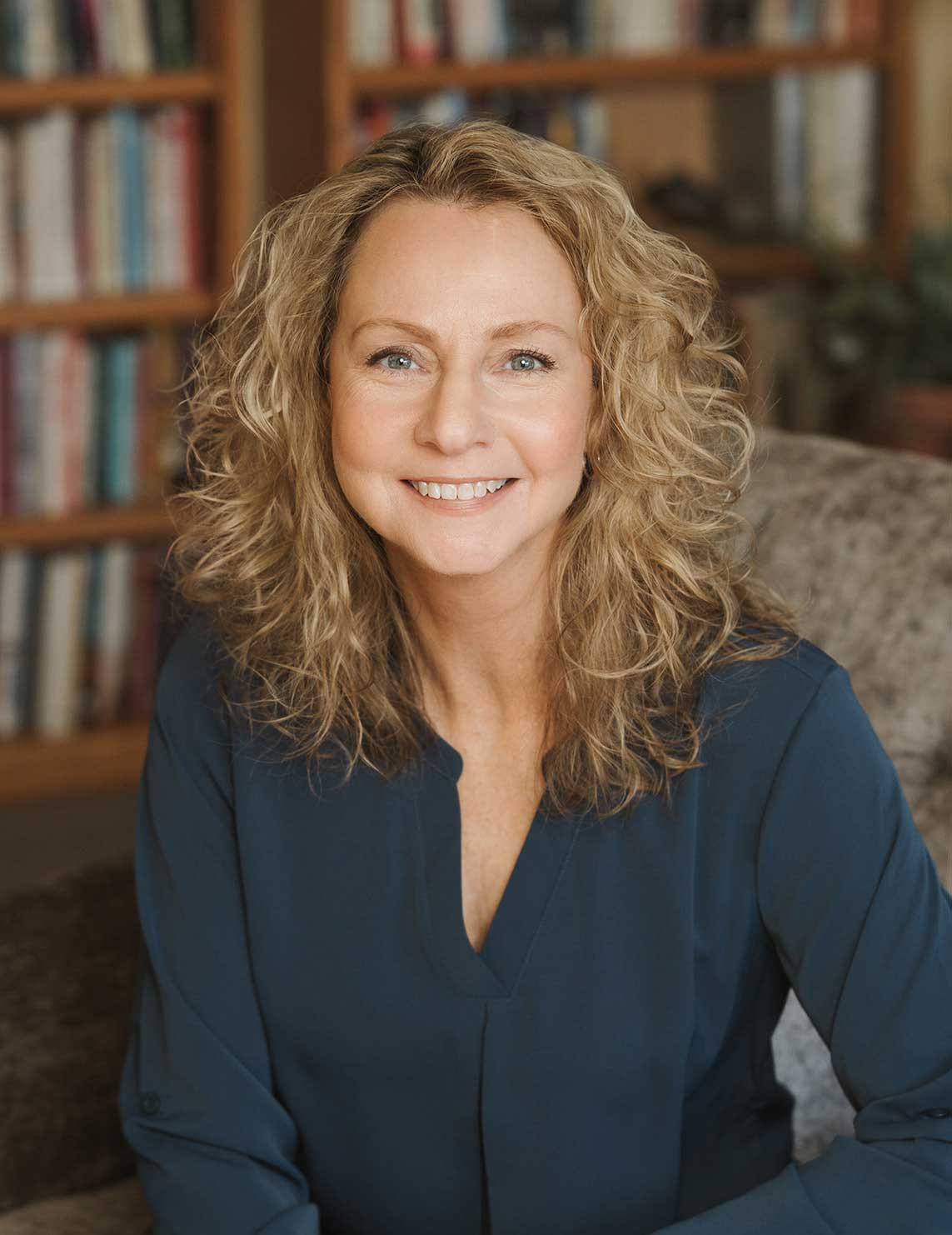 DeAnn headshot